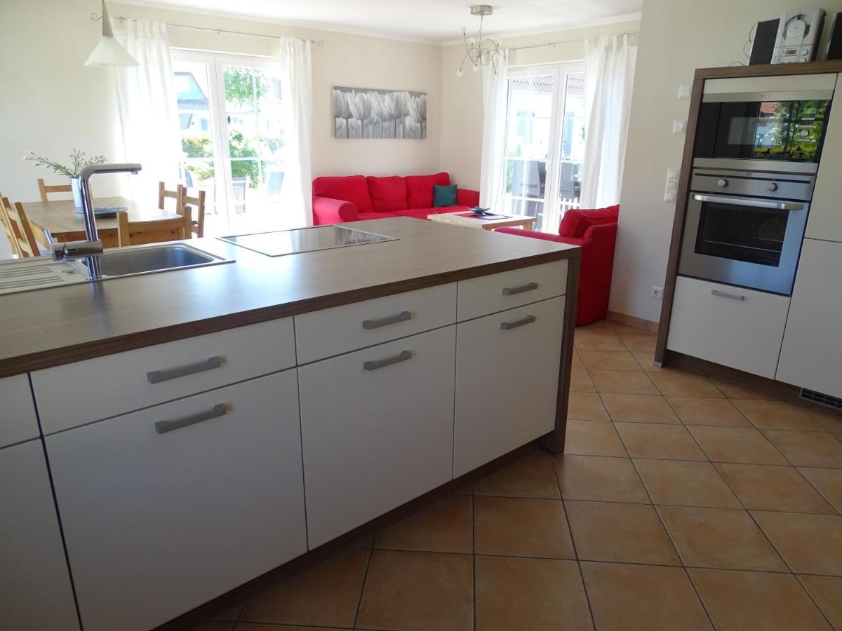 Reetdachhaus Direkt Am Meer Fuer 6 Personen!! Karlshagen Exterior foto