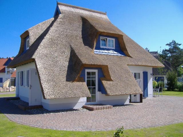 Reetdachhaus Direkt Am Meer Fuer 6 Personen!! Karlshagen Exterior foto